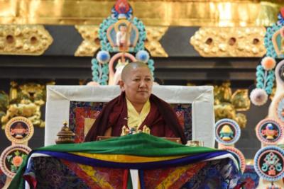 Dzietsün Khandro Rinpocze [Jetsün Khandro Rinpoche]