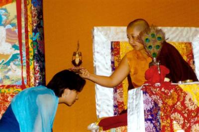 Dzietsün Khandro Rinpocze[Jetsün Khandro Rinpoche] Dzietsün Decien Paldrön [Jetsün Dechen Paldrön]