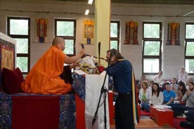 Dzietsün Khandro Rinpocze [Jetsün Khandro Rinpoche]