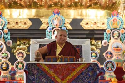 Dzietsün Khandro Rinpocze [Jetsün Khandro Rinpoche]