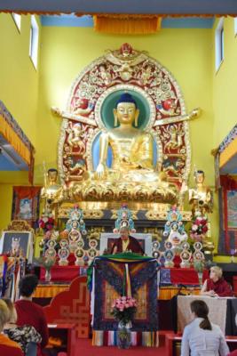 Dzietsün Khandro Rinpocze [Jetsün Khandro Rinpoche]