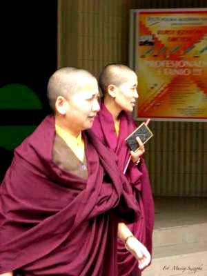 Dzietsün Khandro Rinpocze [Jetsün Khandro Rinpoche]