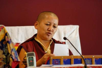 Dzietsün Khandro Rinpocze [Jetsün Khandro Rinpoche]