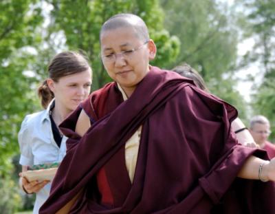 Dzietsün Khandro Rinpocze [Jetsün Khandro Rinpoche]