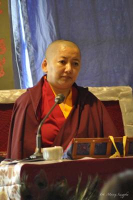 Dzietsün Khandro Rinpocze [Jetsün Khandro Rinpoche]