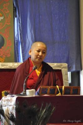 Dzietsün Khandro Rinpocze [Jetsün Khandro Rinpoche]
