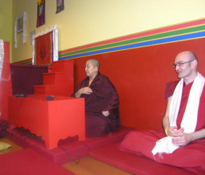 Dzietsün Khandro Rinpocze [Jetsün Khandro Rinpoche] Drubkhang - tradycyjne trzyletnie odosobnienie