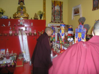 Dzietsün Khandro Rinpocze [Jetsün Khandro Rinpoche] Drubkhang - tradycyjne trzyletnie odosobnienie